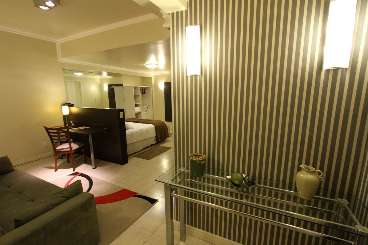 Hotel Curi Executive 佩洛塔斯 外观 照片