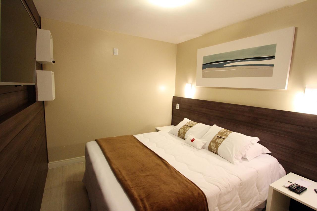 Hotel Curi Executive 佩洛塔斯 外观 照片