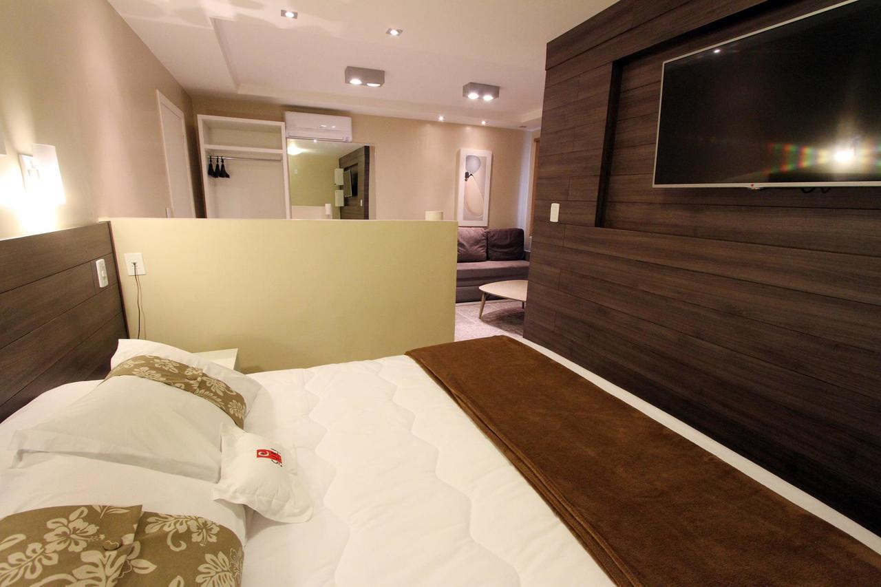 Hotel Curi Executive 佩洛塔斯 外观 照片