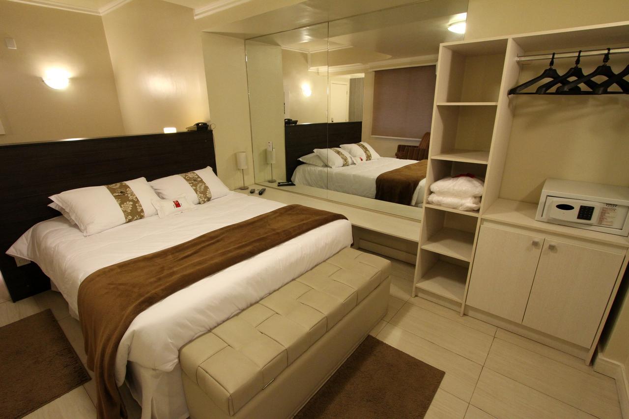 Hotel Curi Executive 佩洛塔斯 外观 照片